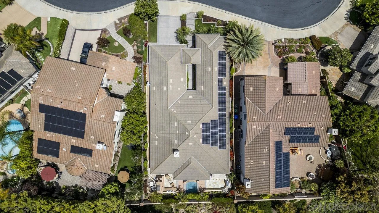 8012 Avenida Secreto