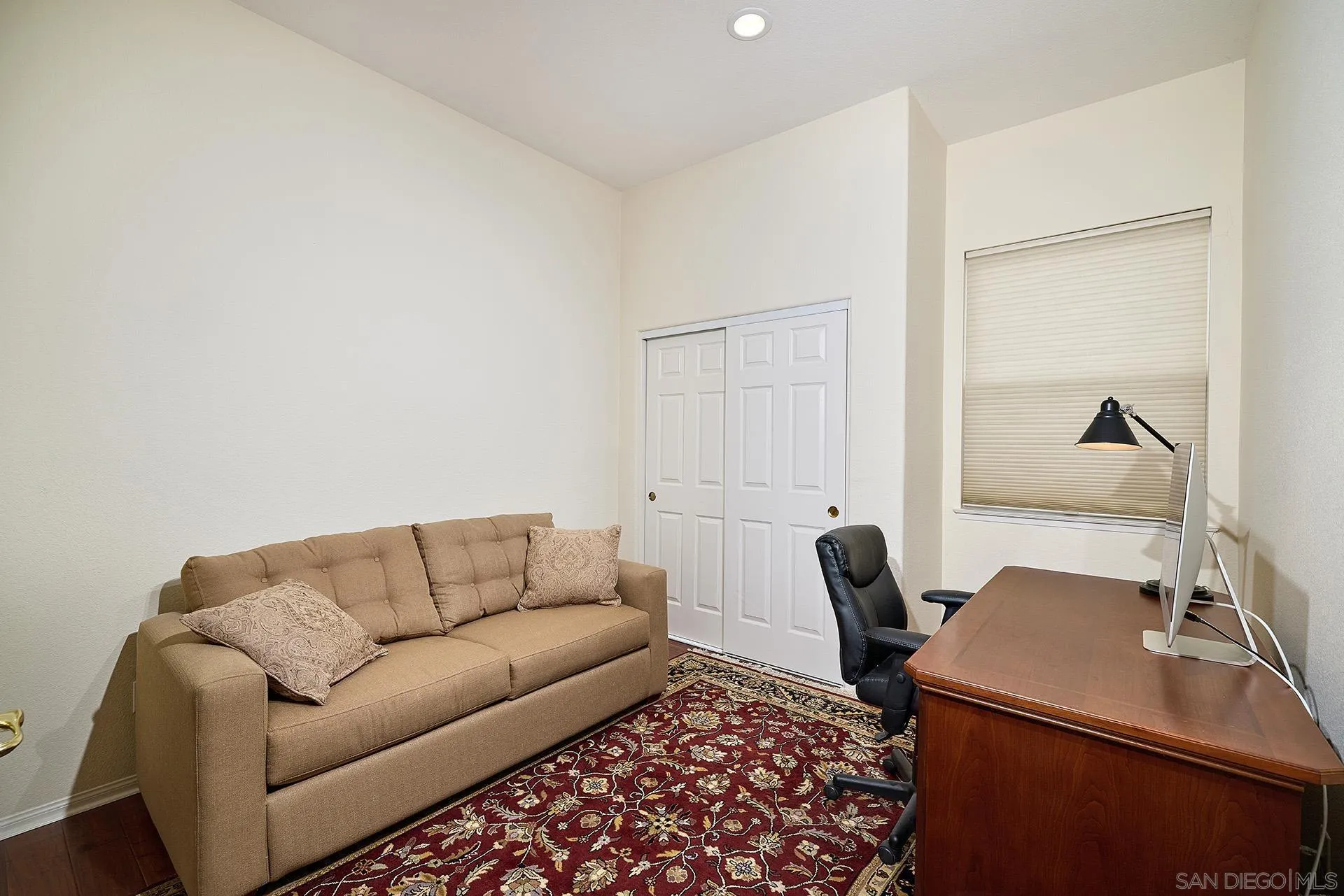 2938 Avenida Castana