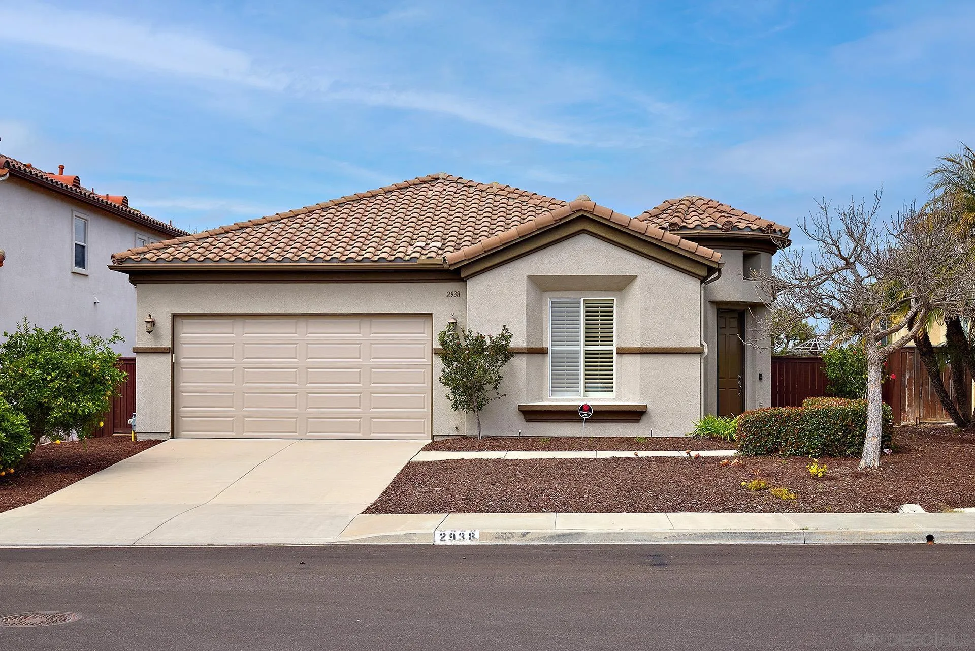 2938 Avenida Castana