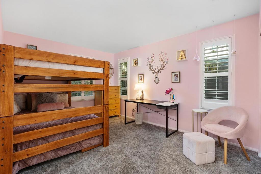 380 Avenida La Cuesta