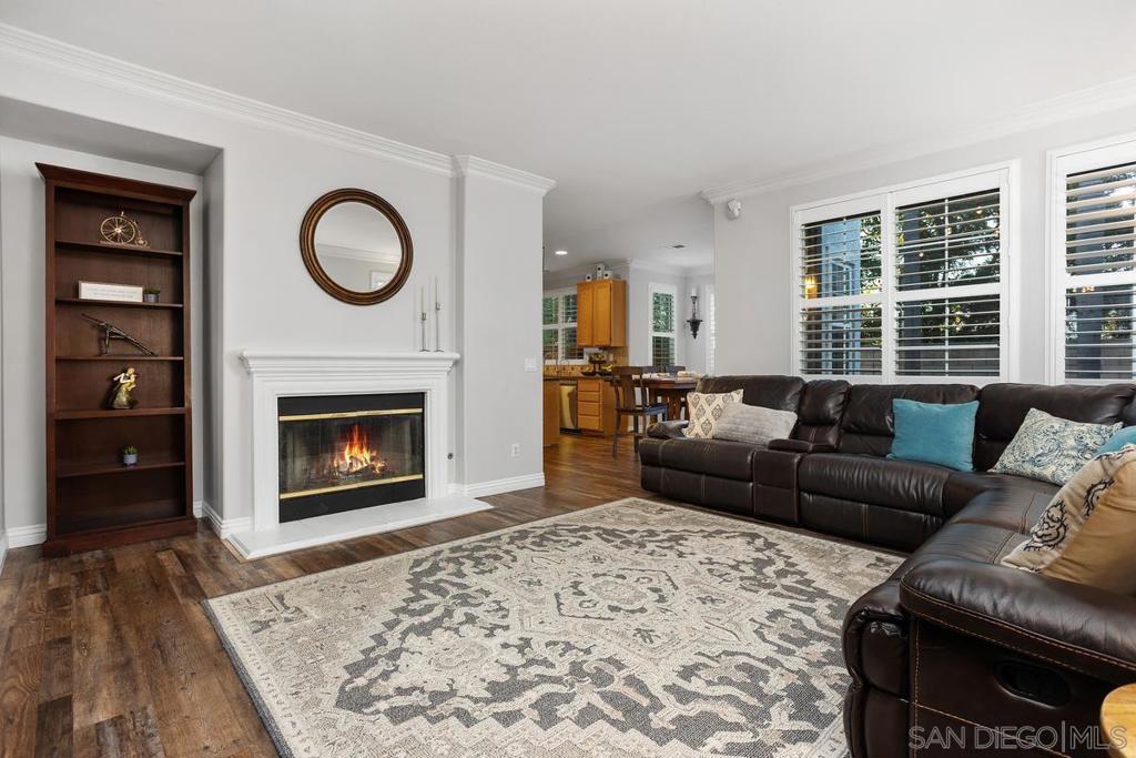 380 Avenida La Cuesta