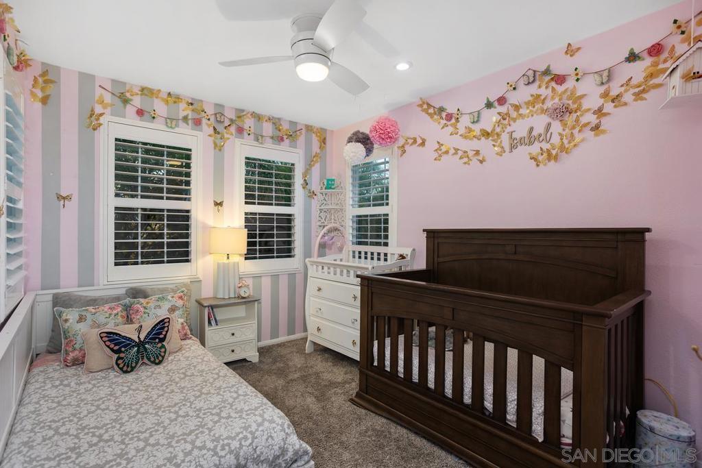 380 Avenida La Cuesta