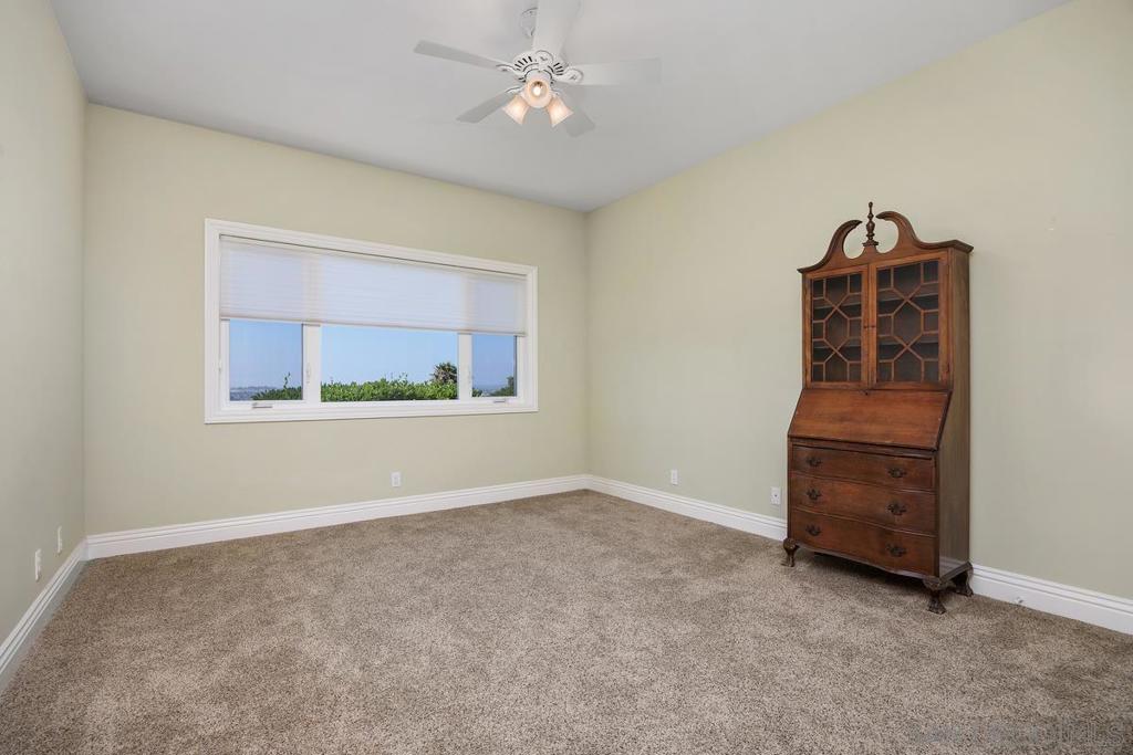 1324 Vista Colina Dr