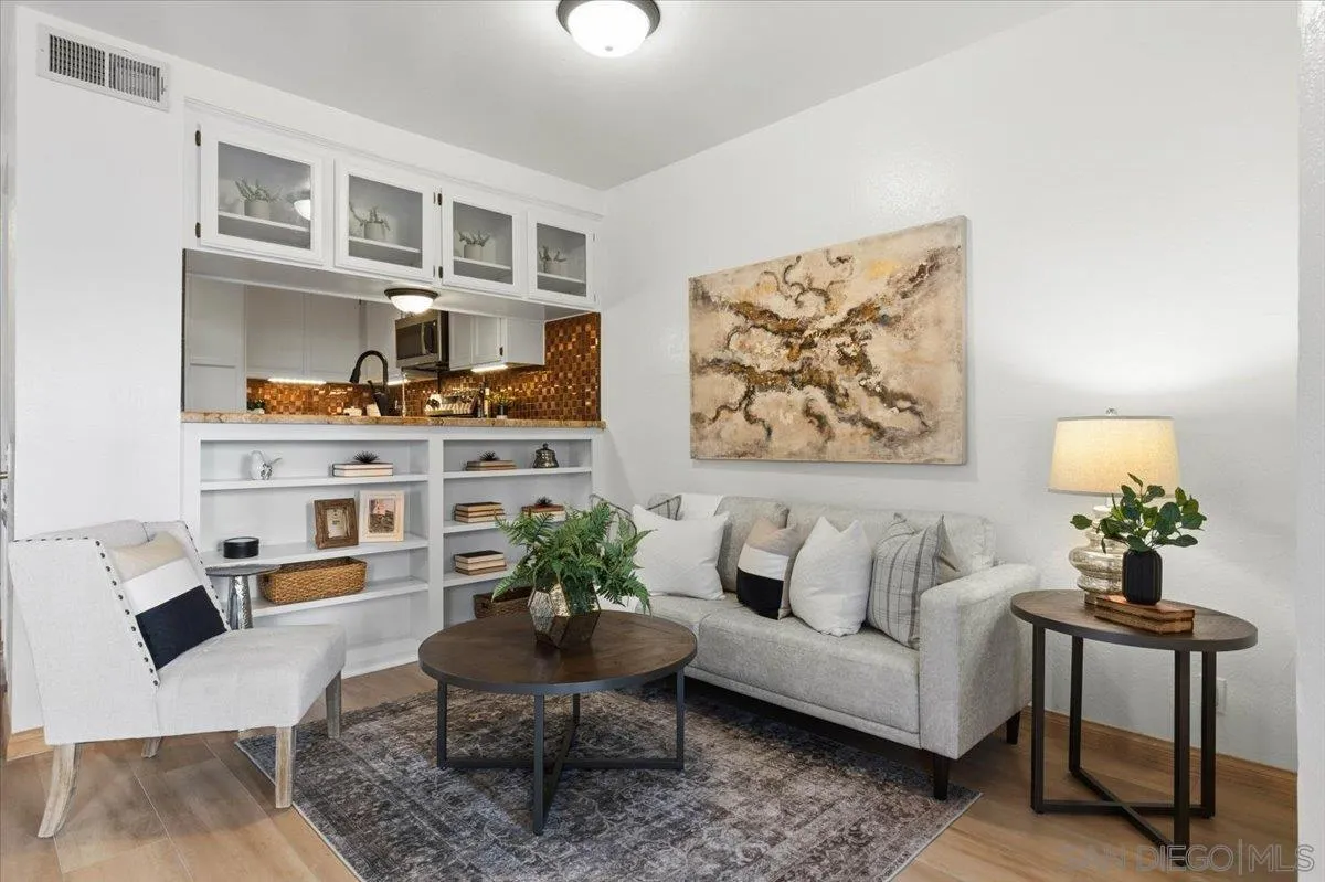 2630 Pirineos Way Unit 5