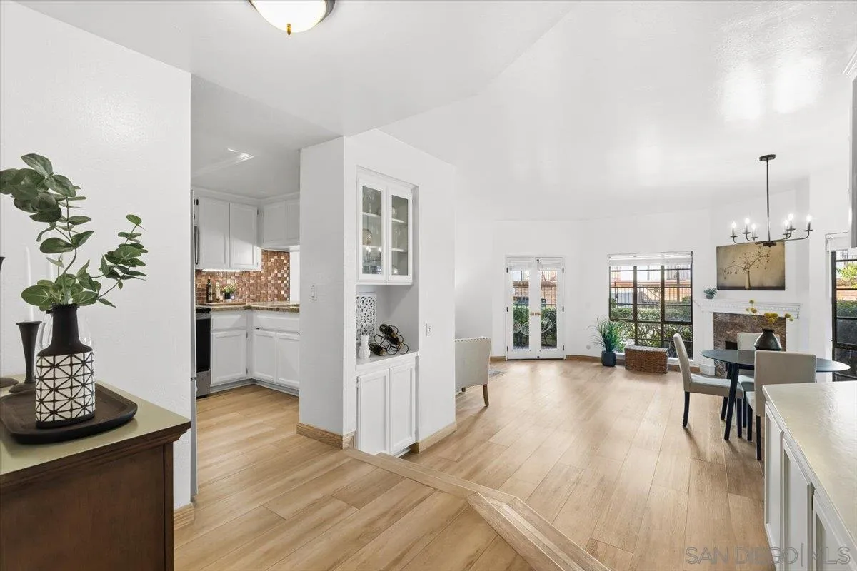 2630 Pirineos Way Unit 5