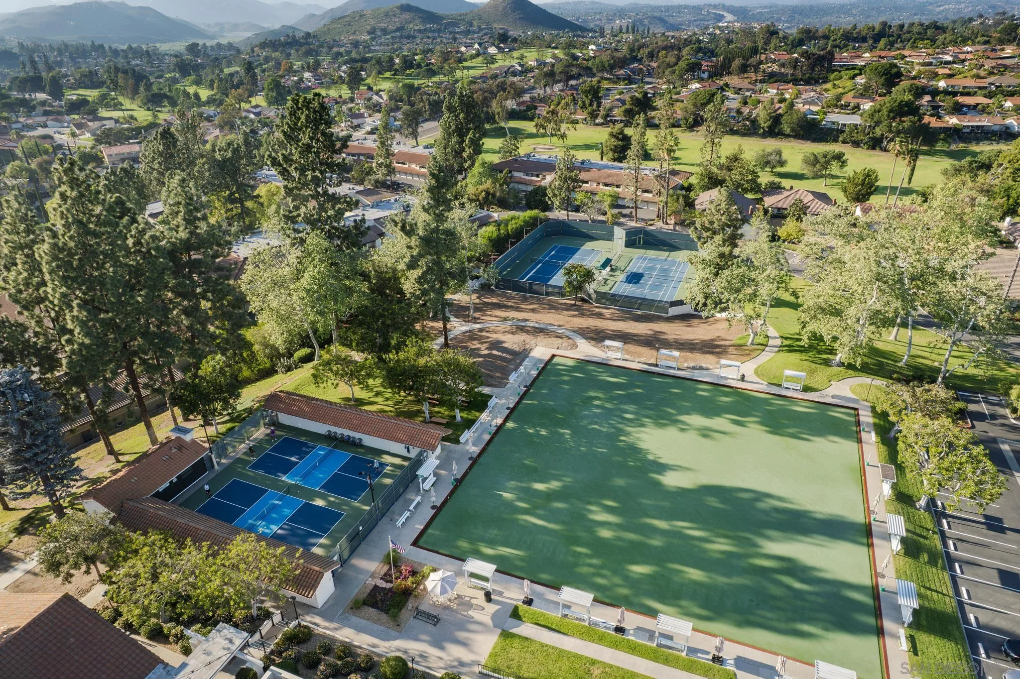 18011 Avenida Alozdra