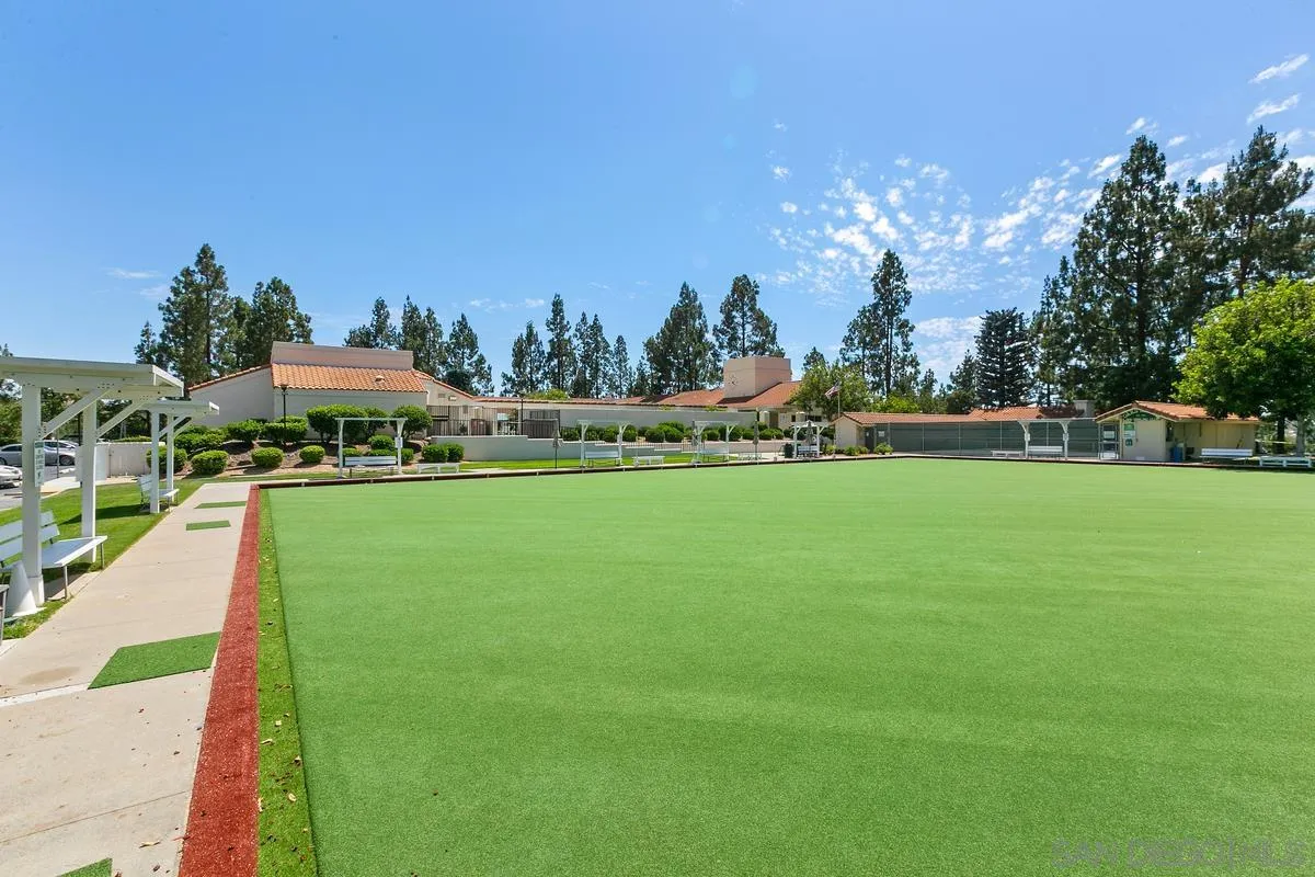 18011 Avenida Alozdra