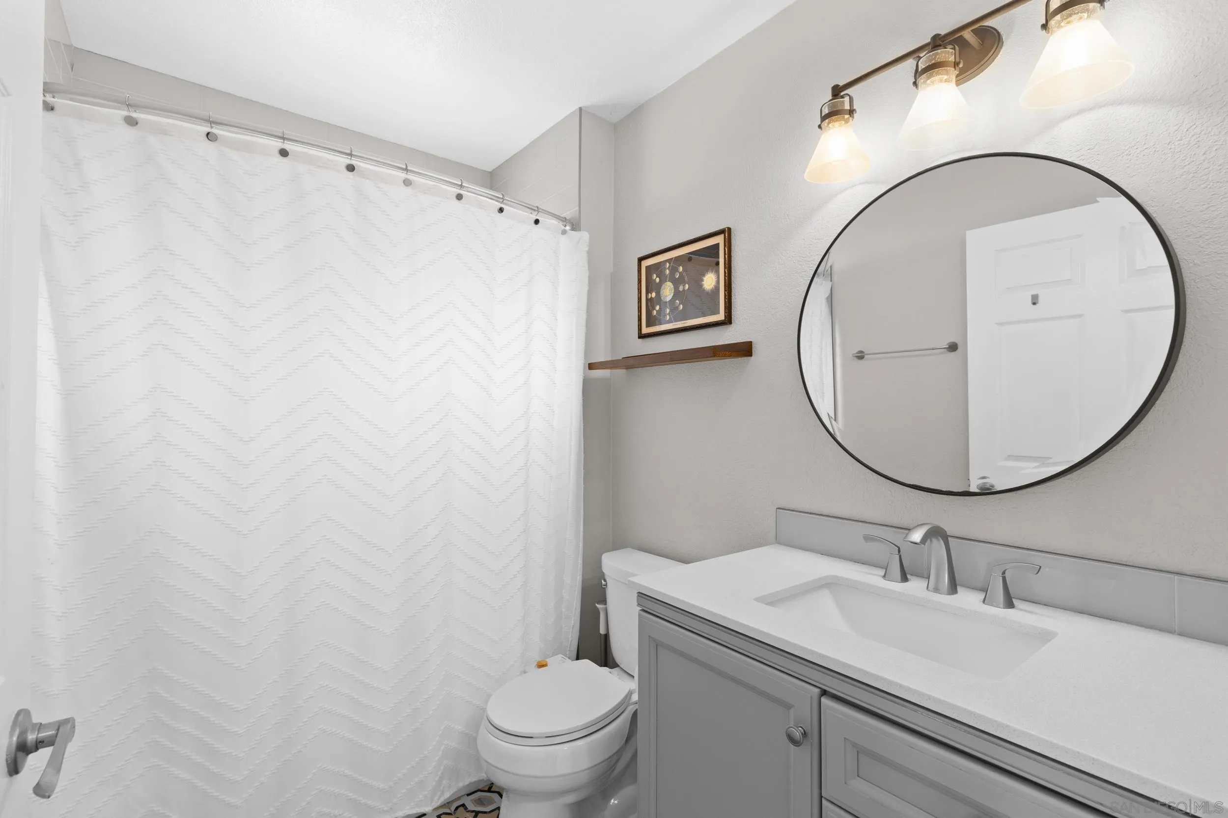 981 N Vulcan Ave Unit 7