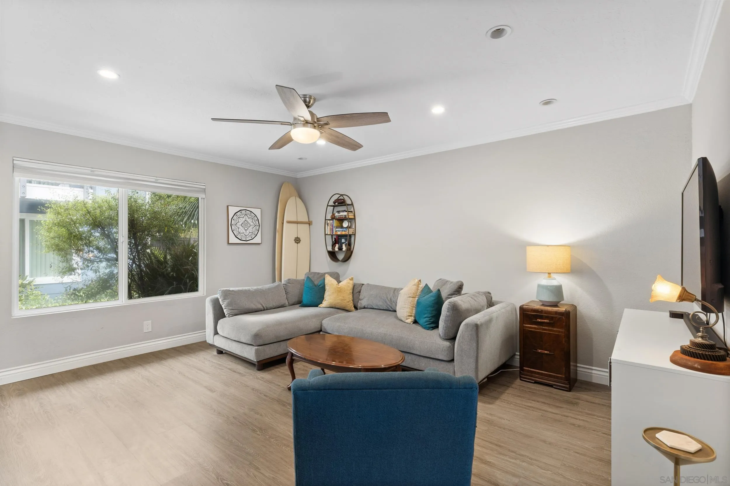 981 N Vulcan Ave Unit 7