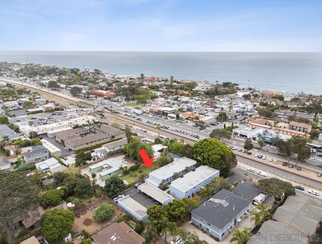 981 N Vulcan Ave Unit 7
