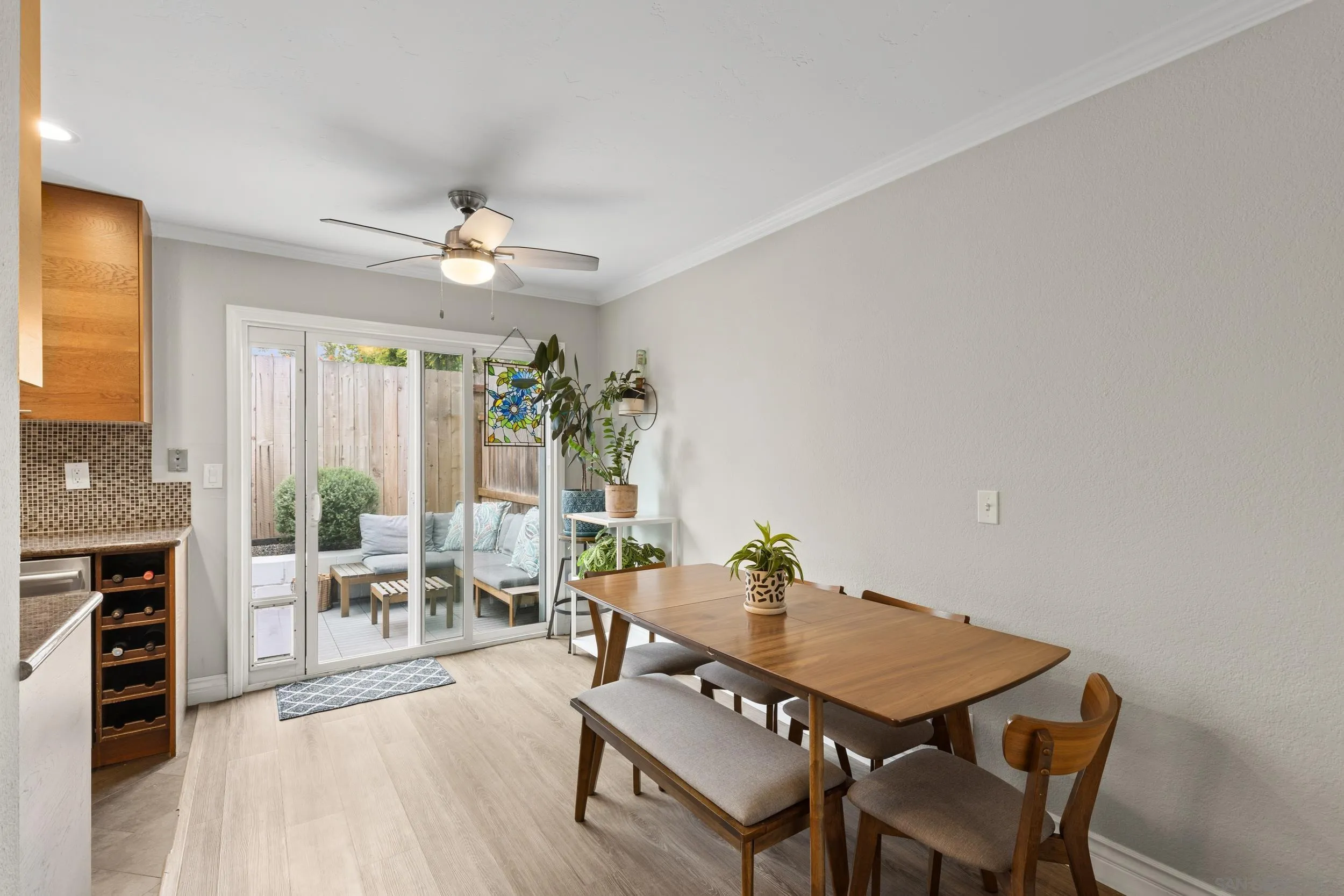 981 N Vulcan Ave Unit 7