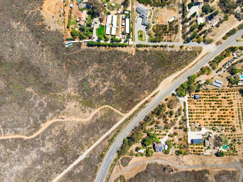 20753 Elfin Forest Rd