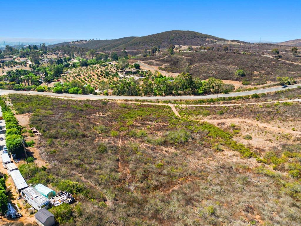 20753 Elfin Forest Rd