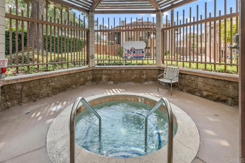 2600 Torrey Pines Rd A14