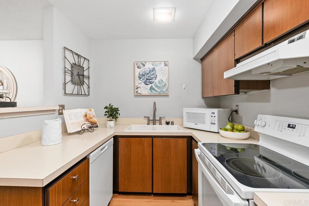 2600 Torrey Pines Rd A14