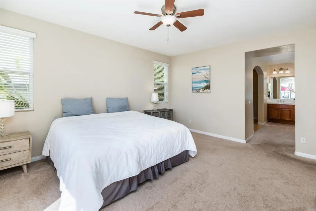 1264 Summit Point Way