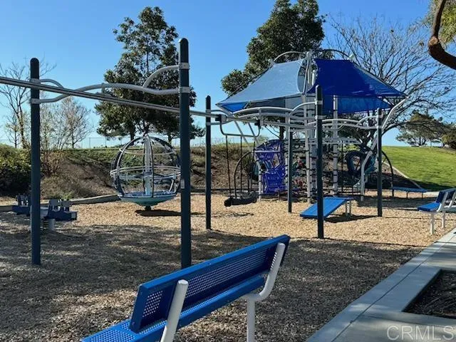 1264 Summit Point Way