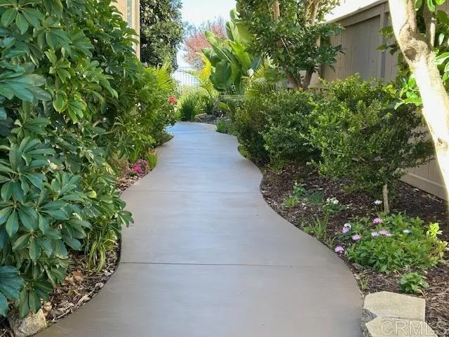 1264 Summit Point Way