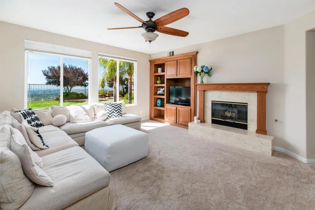 1264 Summit Point Way