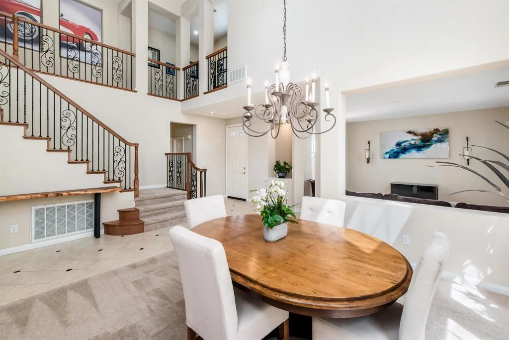 1264 Summit Point Way