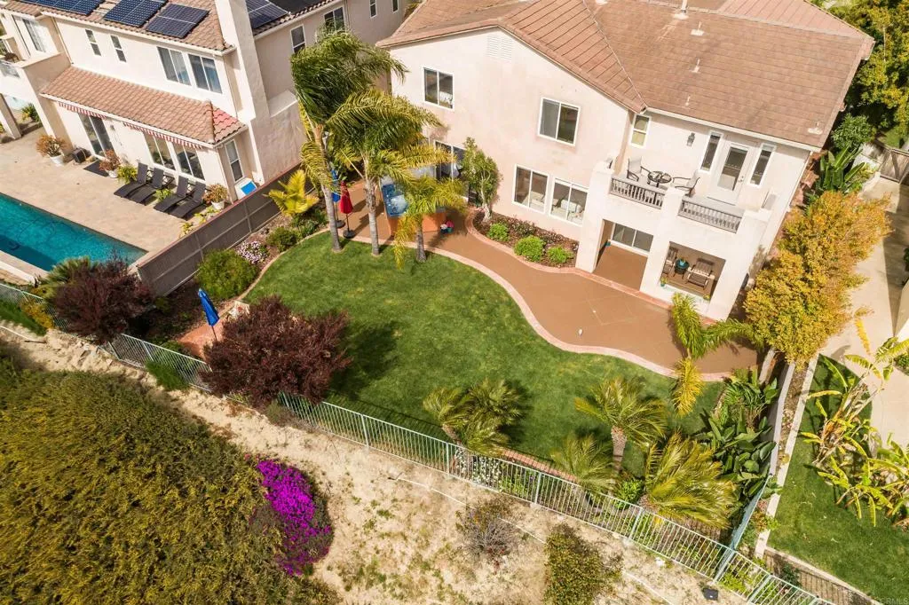 1264 Summit Point Way