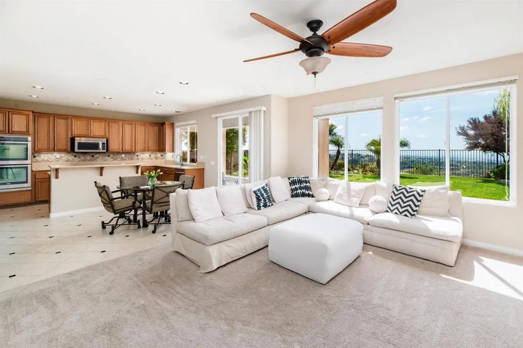 1264 Summit Point Way