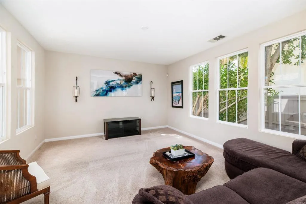 1264 Summit Point Way