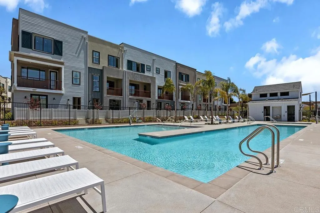 2531 Delphinium Lane