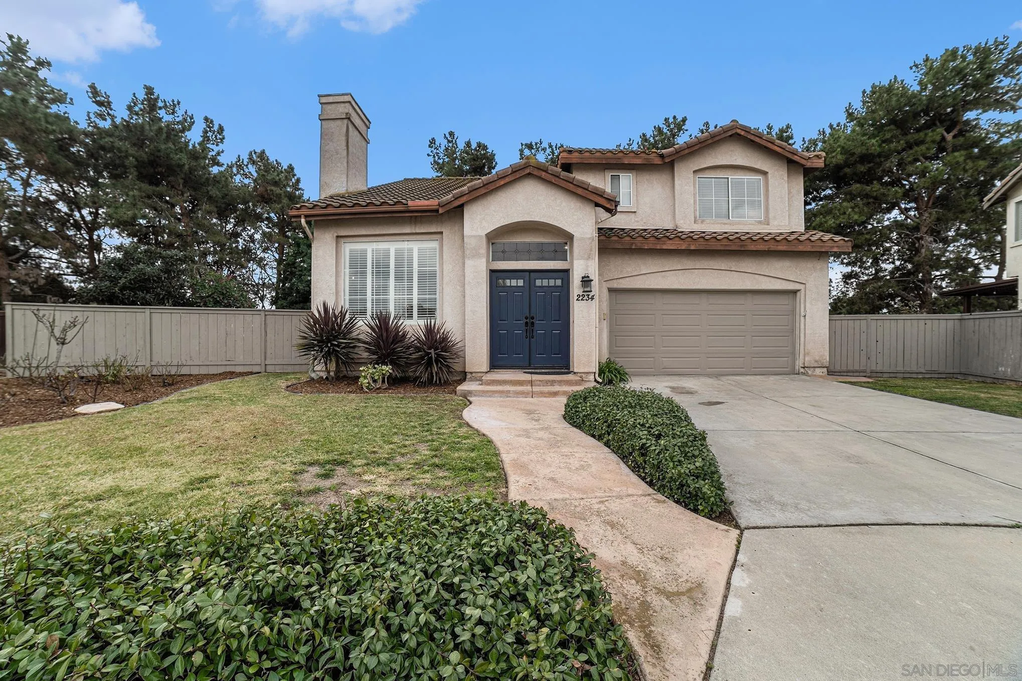 2234 Peachtree Cir