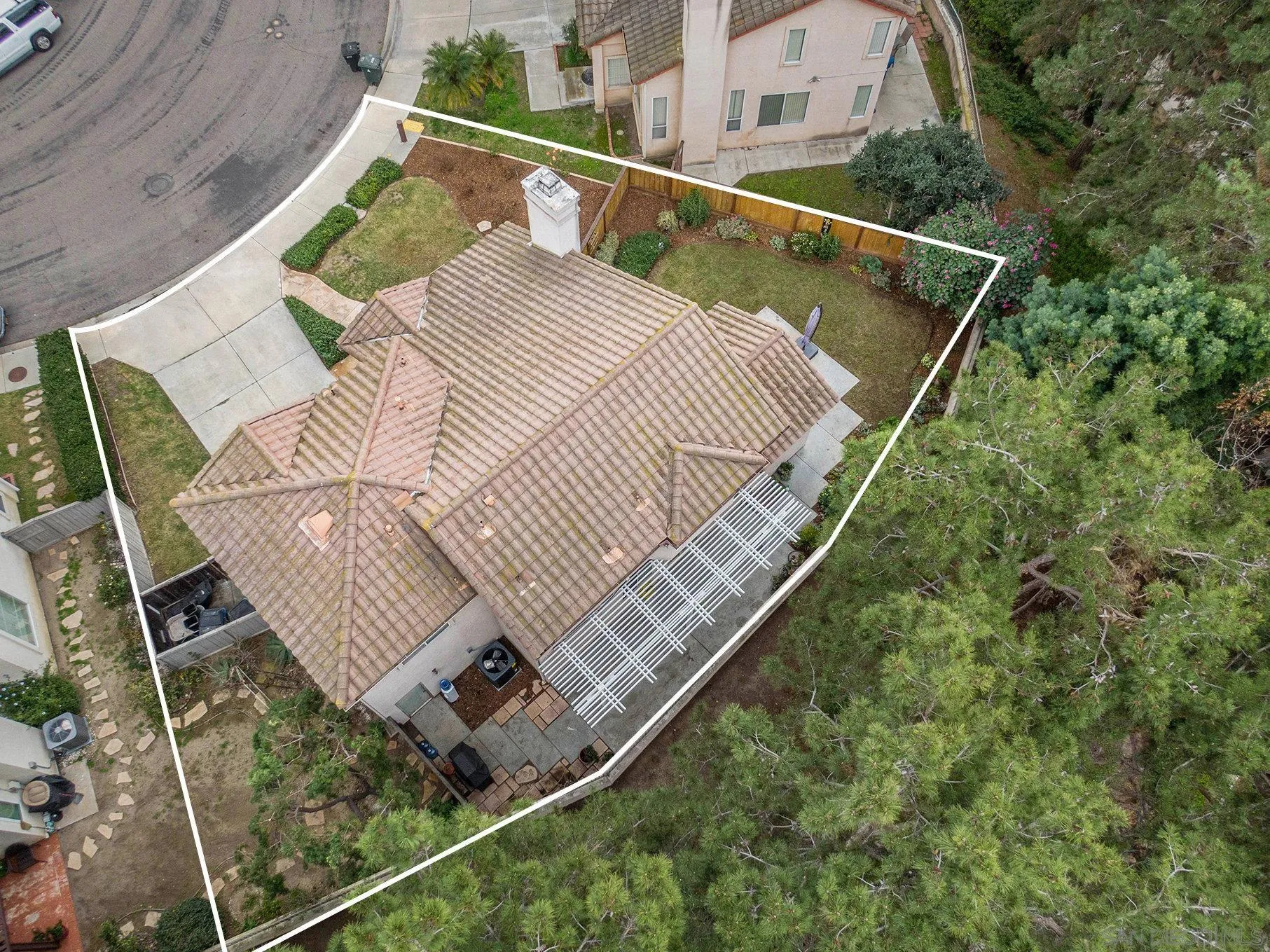 2234 Peachtree Cir