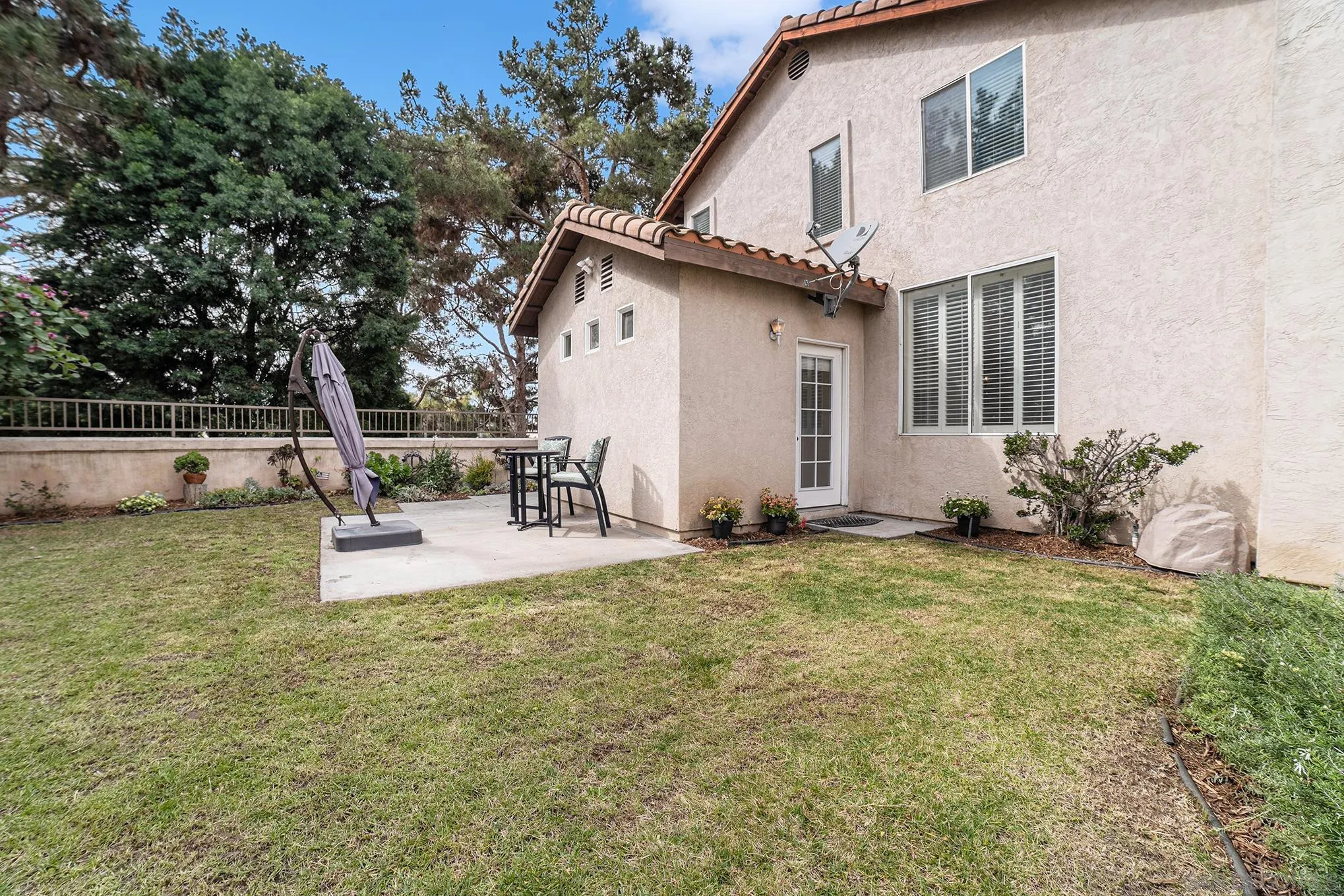 2234 Peachtree Cir