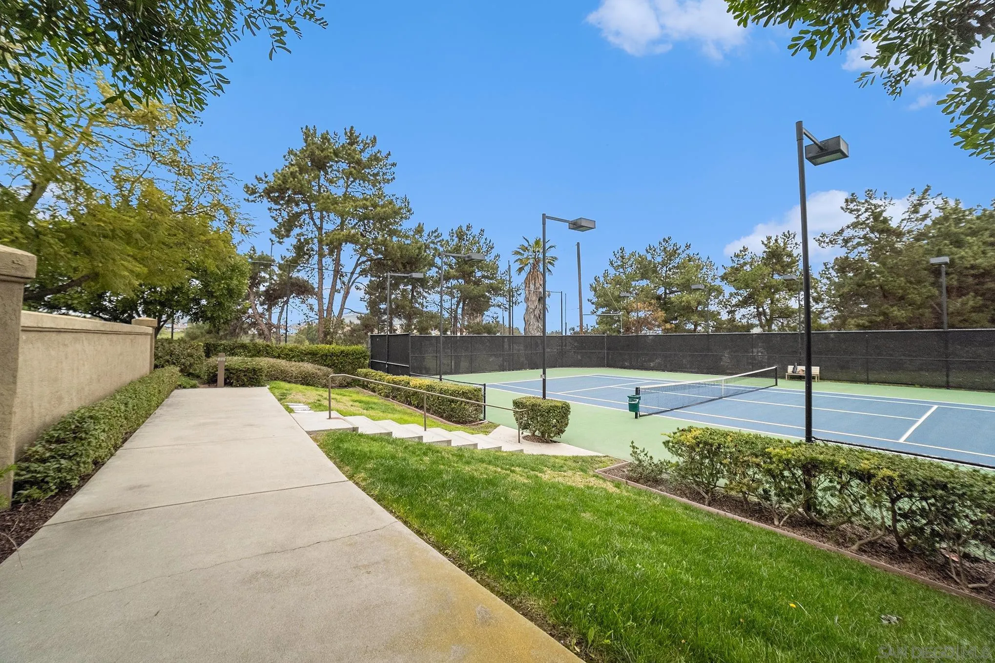 2234 Peachtree Cir