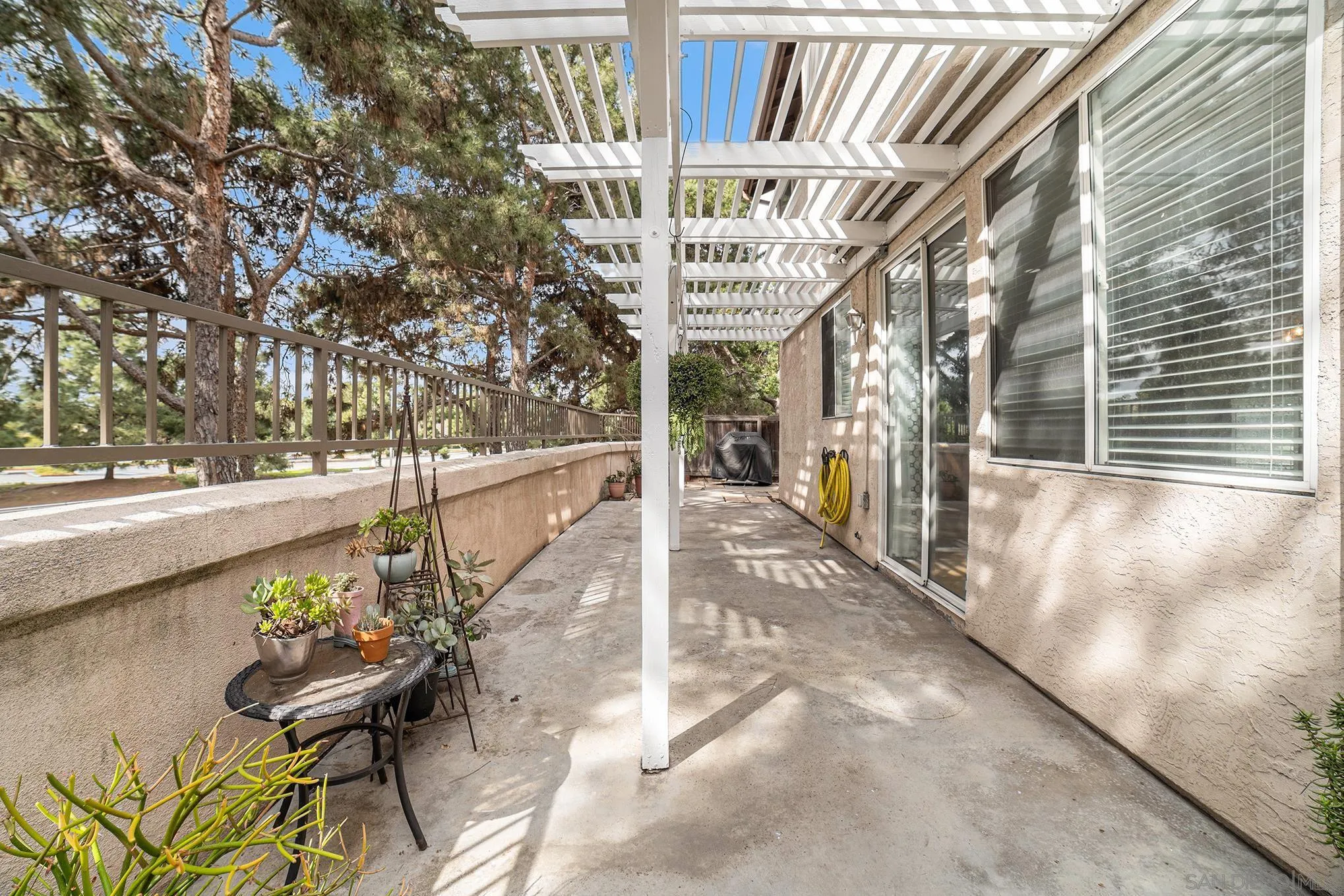2234 Peachtree Cir