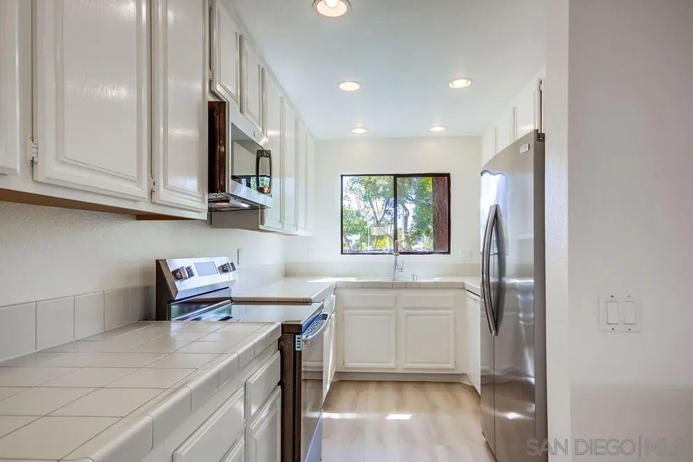 5806 Mission Center Rd Unit F