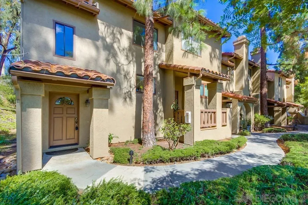 5806 Mission Center Rd Unit F
