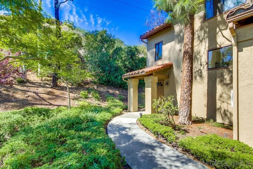 5806 Mission Center Rd Unit F