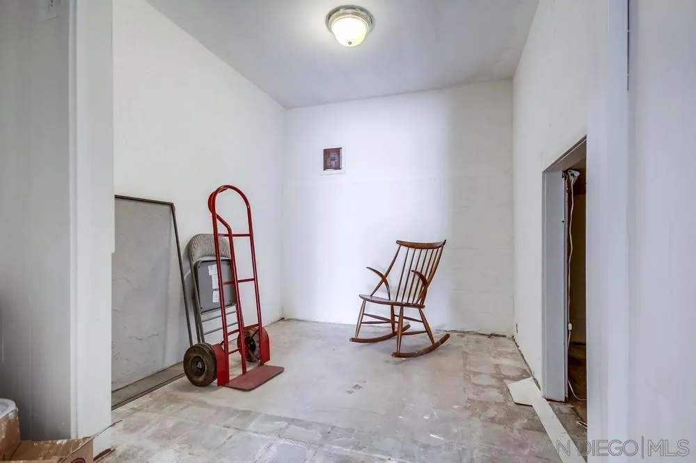 5806 Mission Center Rd Unit F