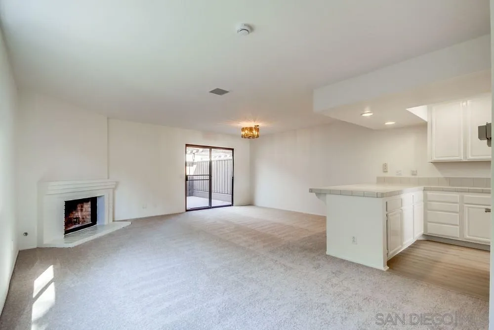 5806 Mission Center Rd Unit F