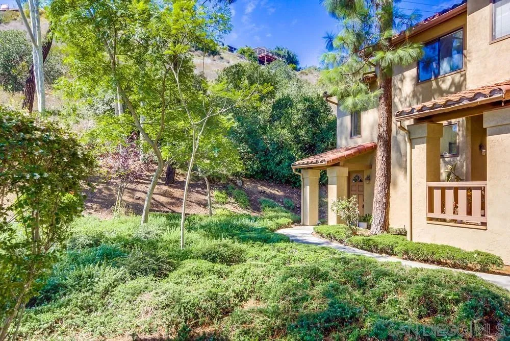5806 Mission Center Rd Unit F