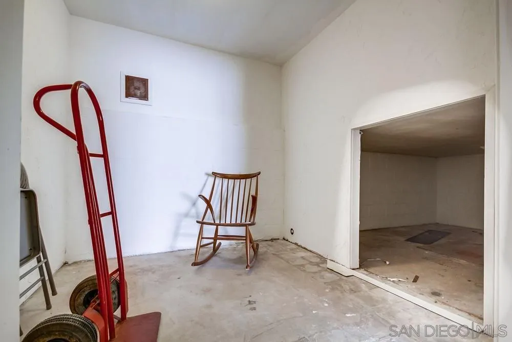 5806 Mission Center Rd Unit F
