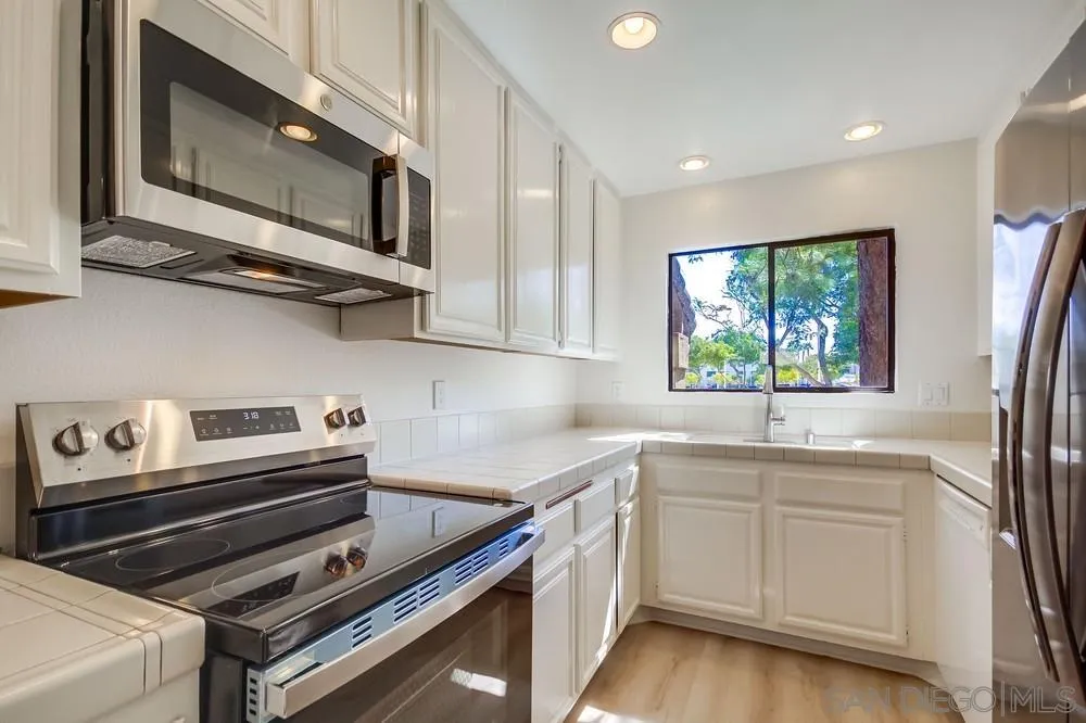 5806 Mission Center Rd Unit F
