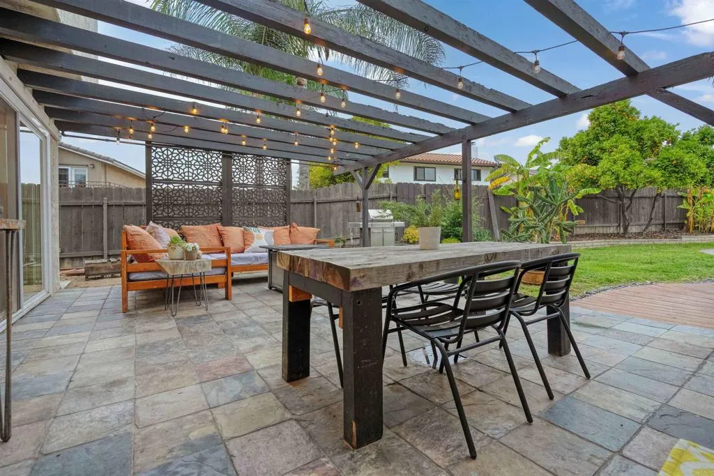 6007 Blacksmith Road