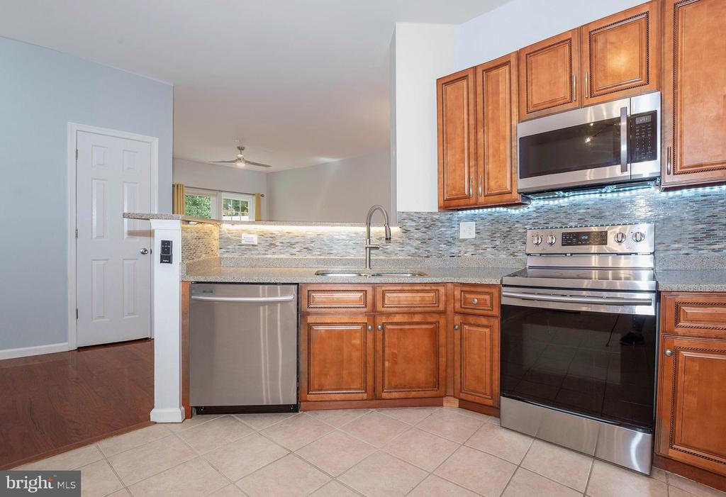 1536 DANEWOOD COURT