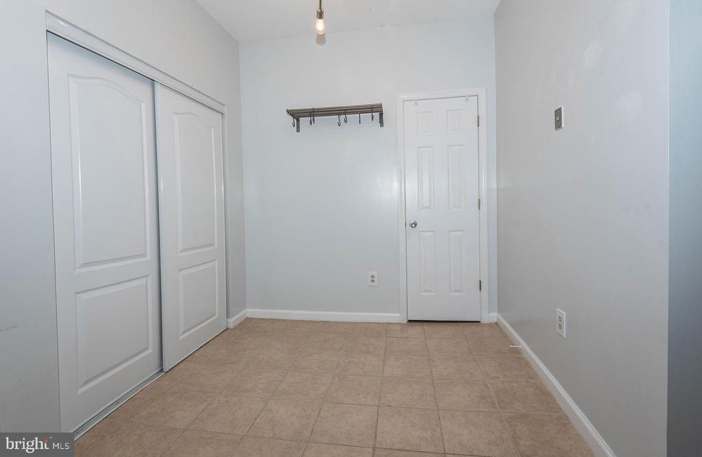 1536 DANEWOOD COURT