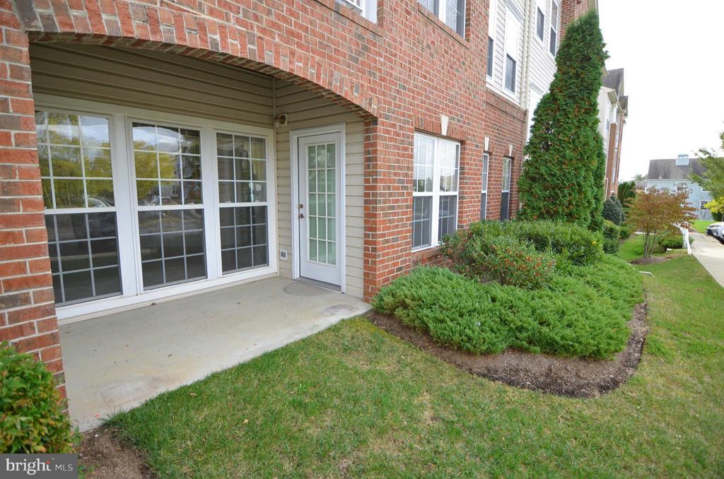 2503 AMBER ORCHARD COURT W Unit: 104