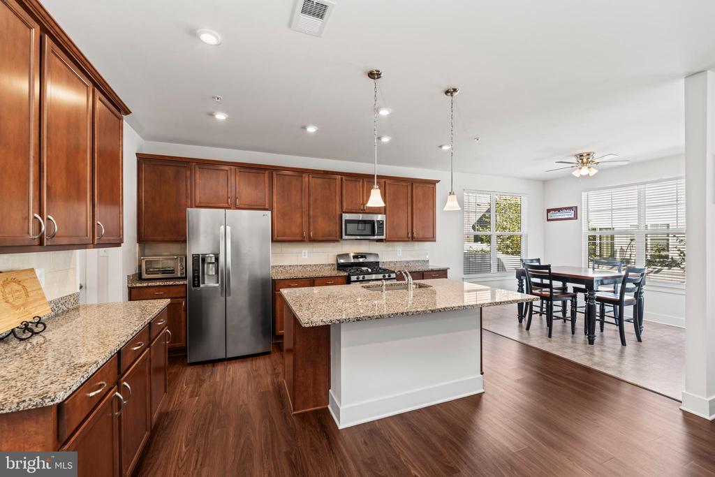 316 HAZY GROVE BEND