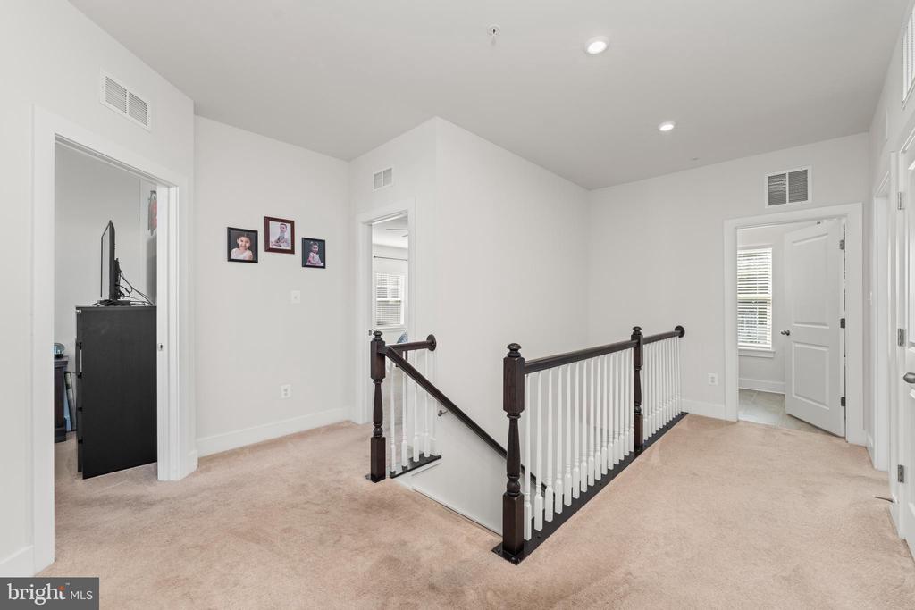 316 HAZY GROVE BEND