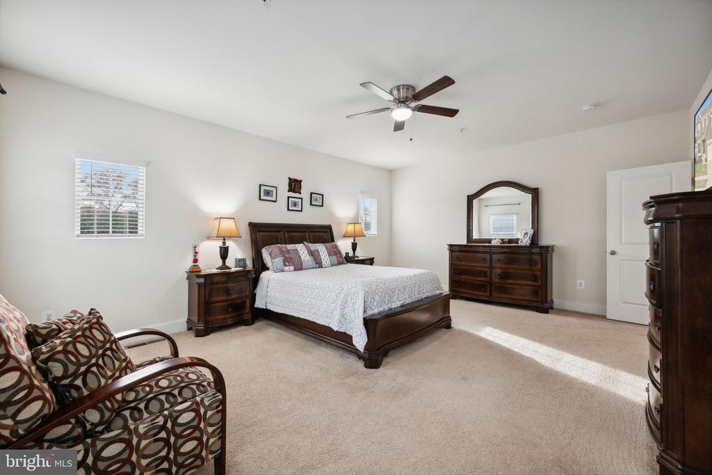 316 HAZY GROVE BEND