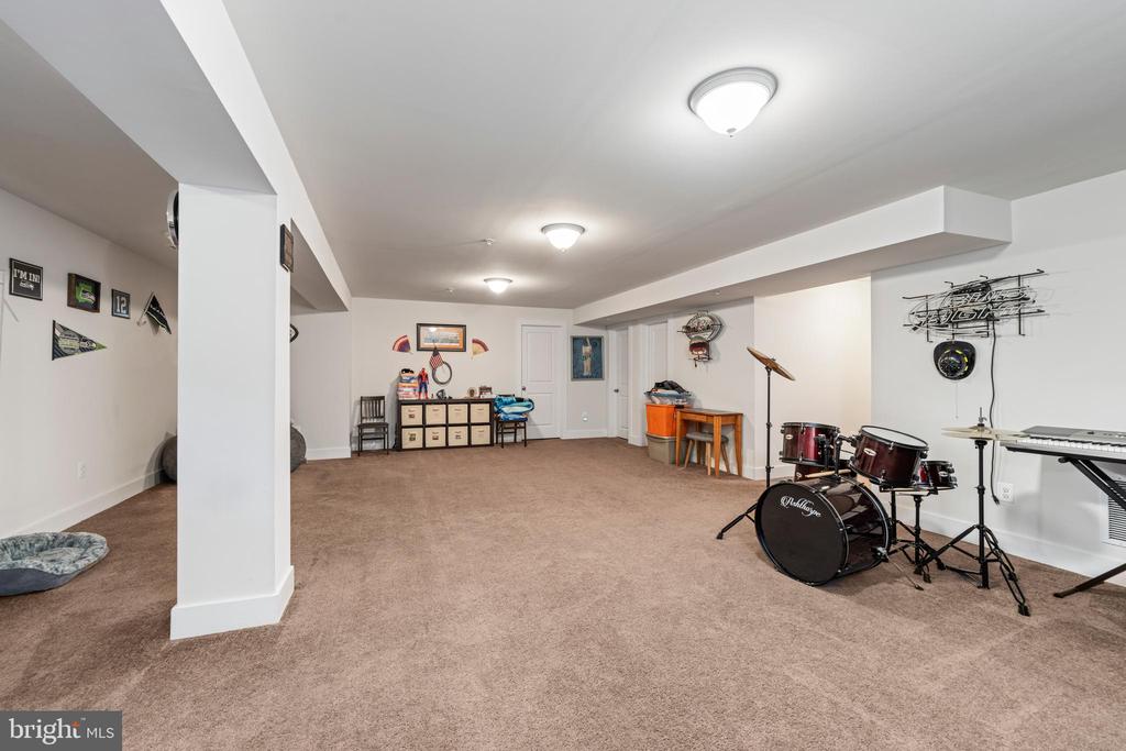 316 HAZY GROVE BEND
