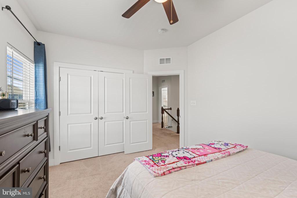 316 HAZY GROVE BEND